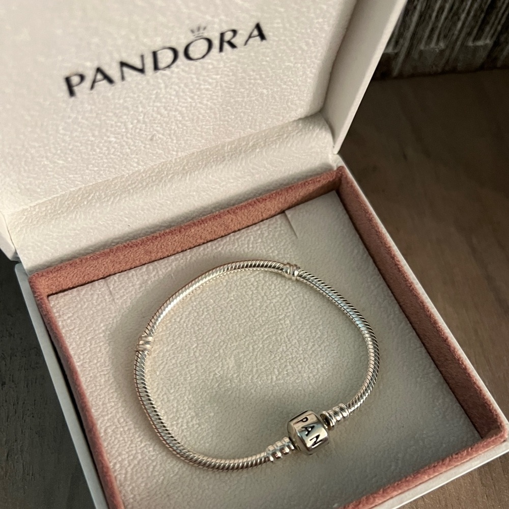pandora sterling silver classic barrel clasp charm chain bracelet 6.5 inches